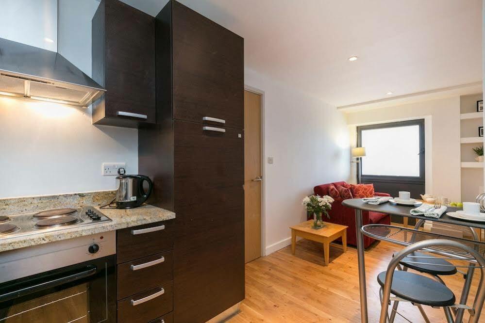 Maida Vale Aparthotel Лондон Екстер'єр фото